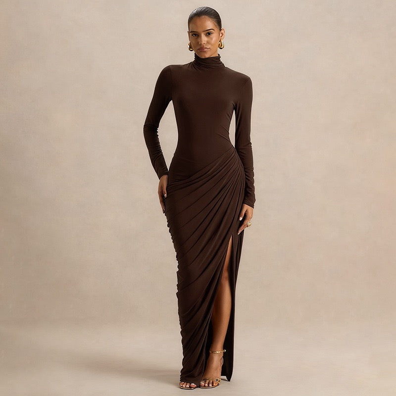 Maxi dress with pleats design and slit - Lis