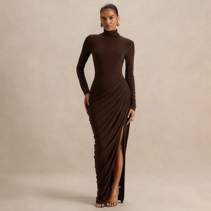 Maxi dress with pleats design and slit - Lis