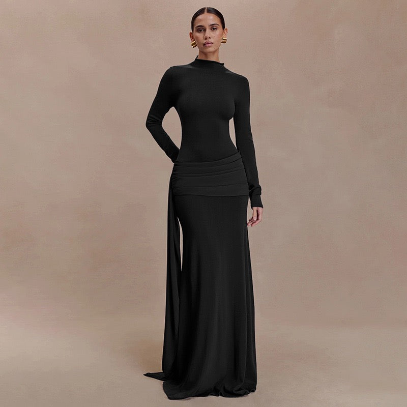 Maxi dress with ruching design and train - Hallel