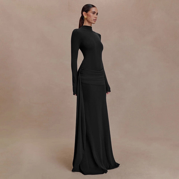 Maxi dress with ruching design and train - Hallel