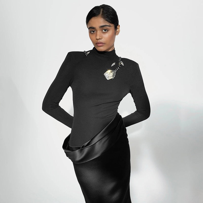 Maxi dress with satin turtleneck design - Shiraz