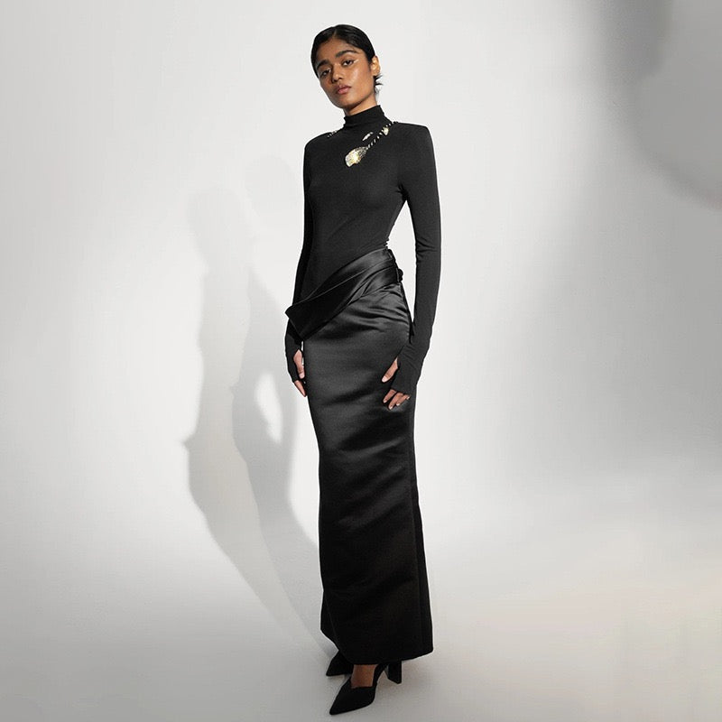 Maxi dress with satin turtleneck design - Shiraz