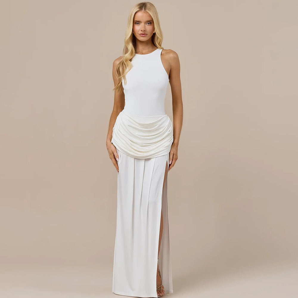 Maxi dress with pleat embellishments and a slit design – Julie