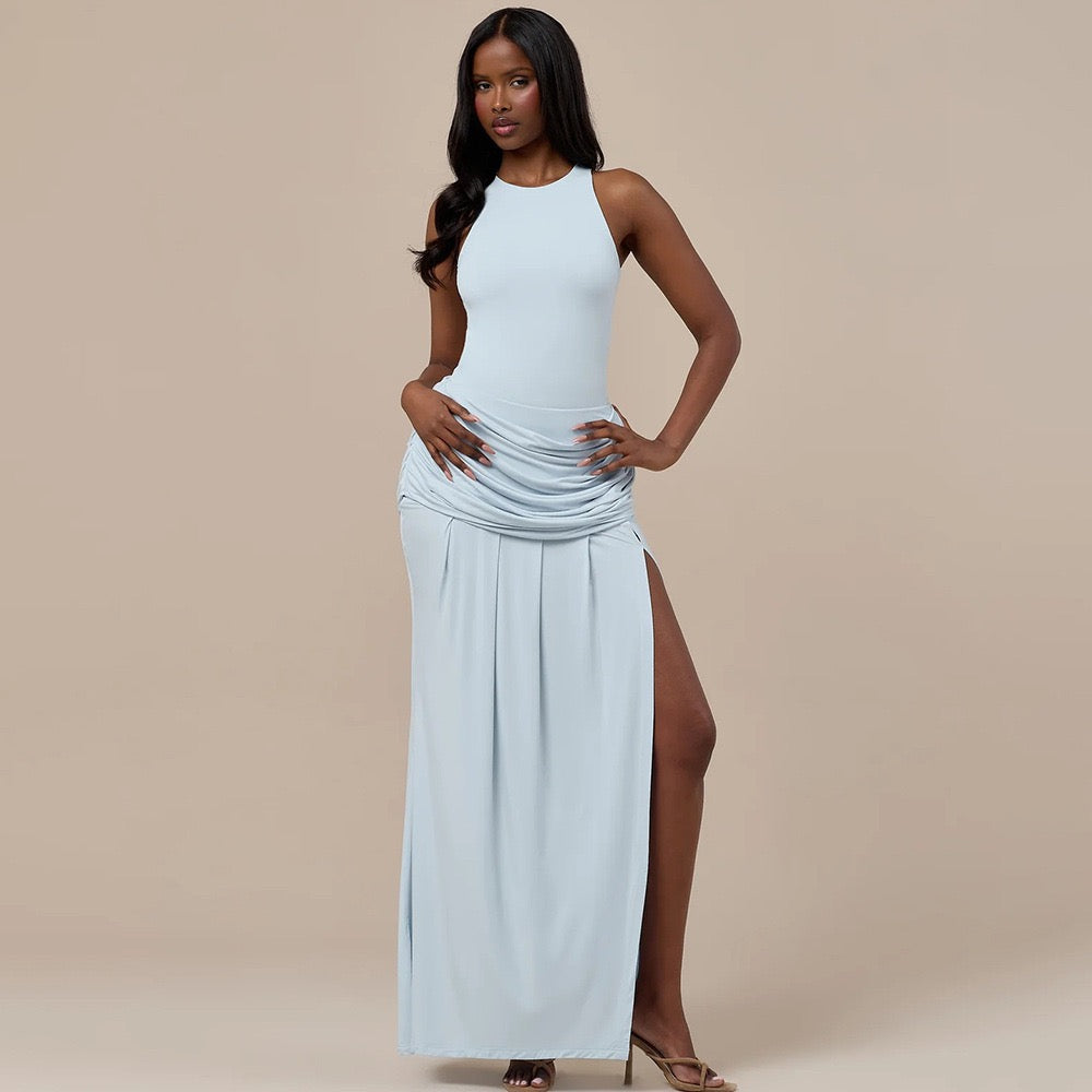 Maxi dress with pleat embellishments and a slit design – Julie