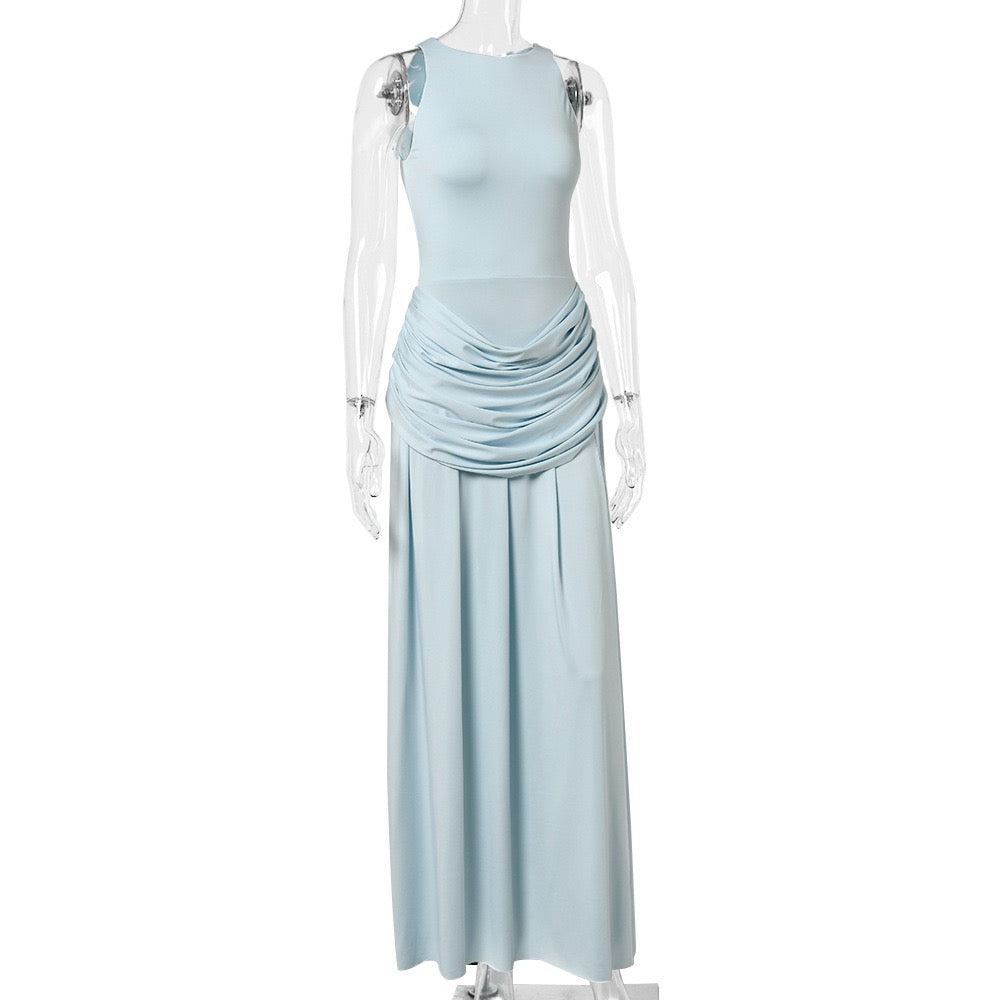 Maxi dress with pleat embellishments and a slit design – Julie