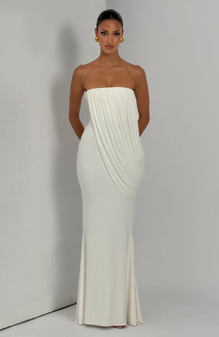 Strapless maxi dress with pleat detailing – Ronili