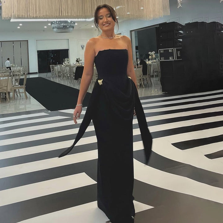 Maxi strapless dress with corset and pleats with buckle decoration - Felice