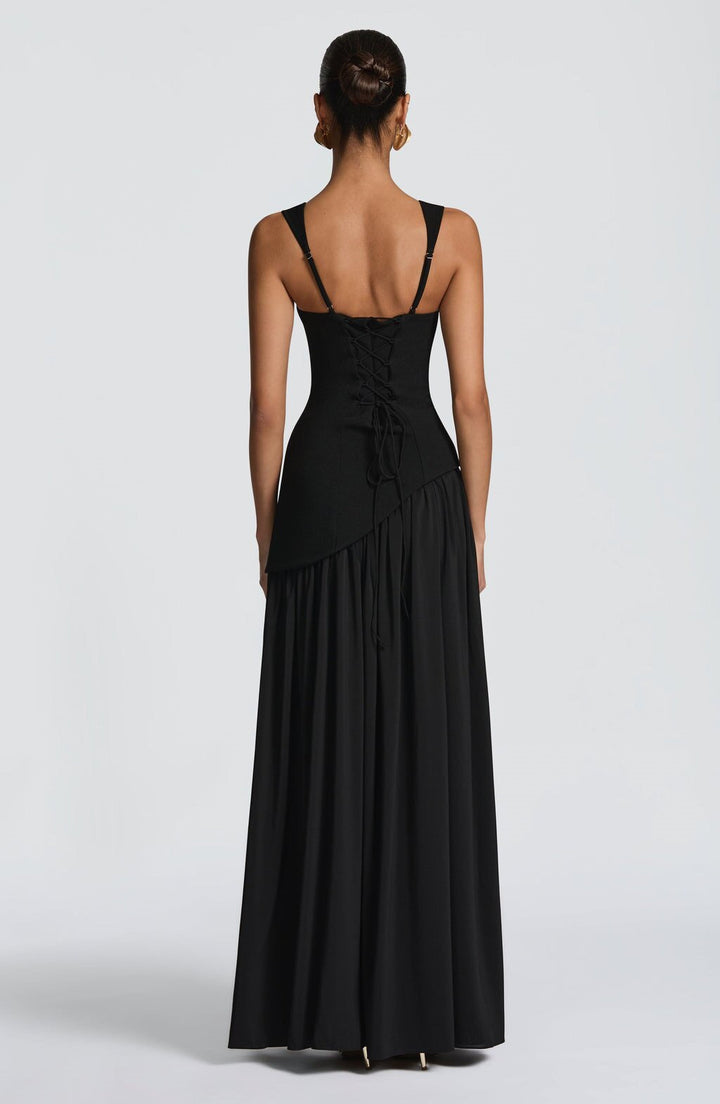 Maxi dress with back tie for waist fitting and chiffon with slit and scarf decoration - Tova