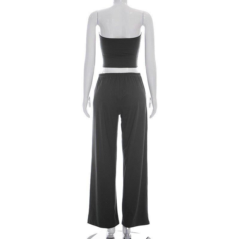Cozy two-piece set with a strapless top and long pants – Tani
