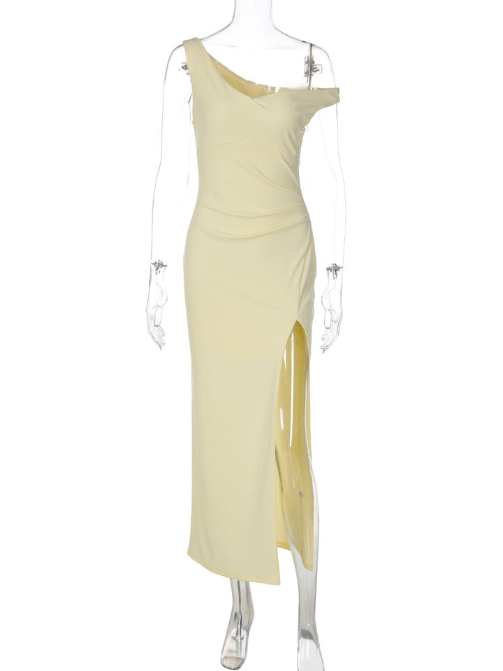 Marilyn - Off-the-shoulder maxi dress with a slit design