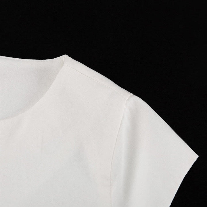 Elegant midi dress with button embellishments – Anava