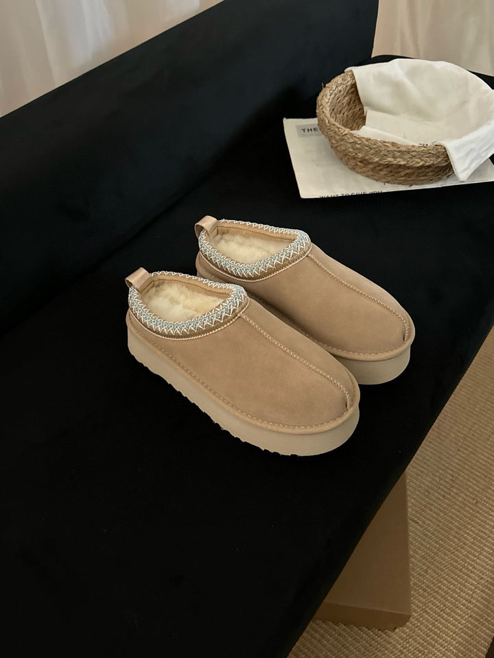 High-Quality Furry Slippers in Various Colors