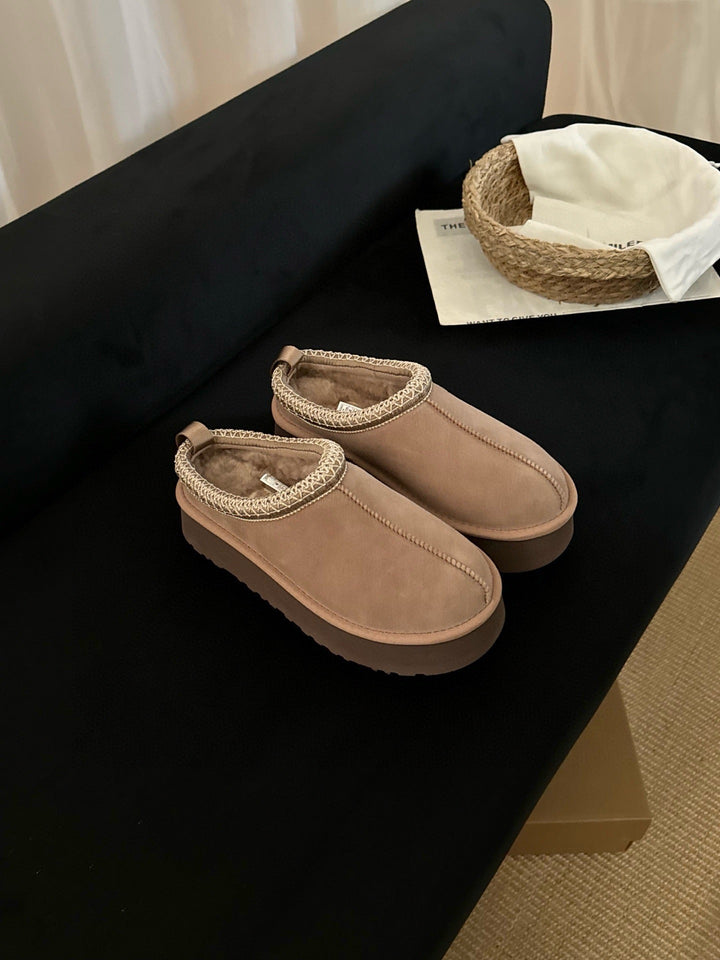 High-Quality Furry Slippers in Various Colors