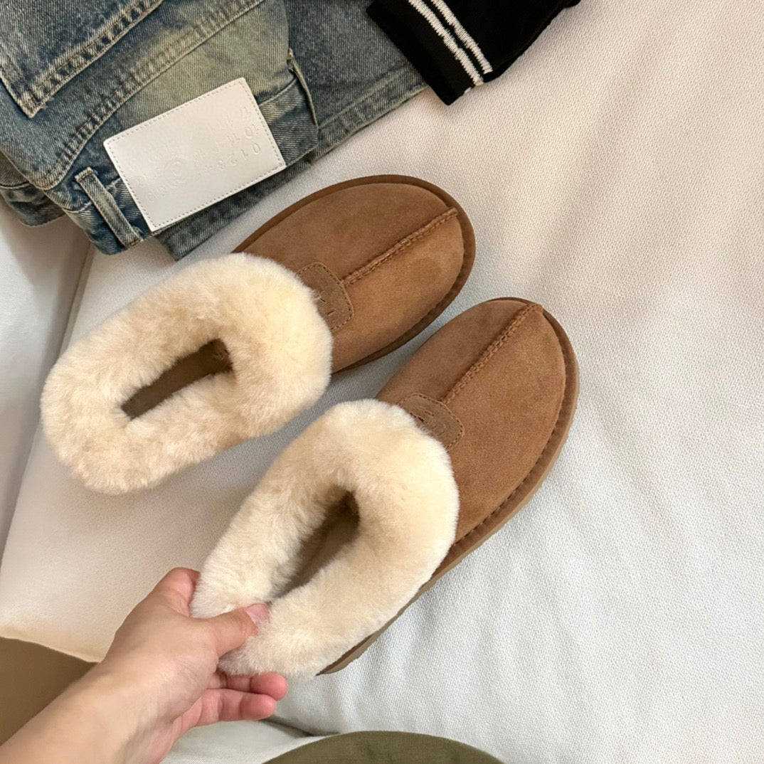High-Quality Furry Slippers Flat / Platform