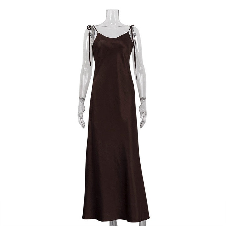 Satin maxi dress with tie straps – Lia
