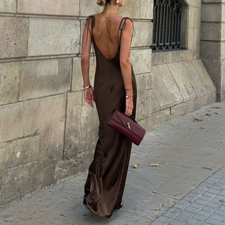 Satin maxi dress with tie straps – Lia