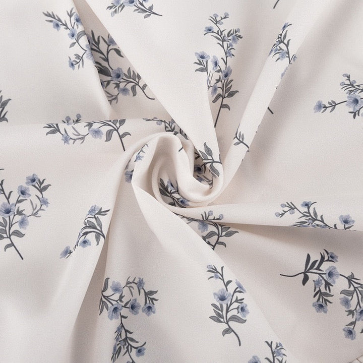 Luxurious French-style floral two-piece set with shorts and a button-down shirt – Nara
