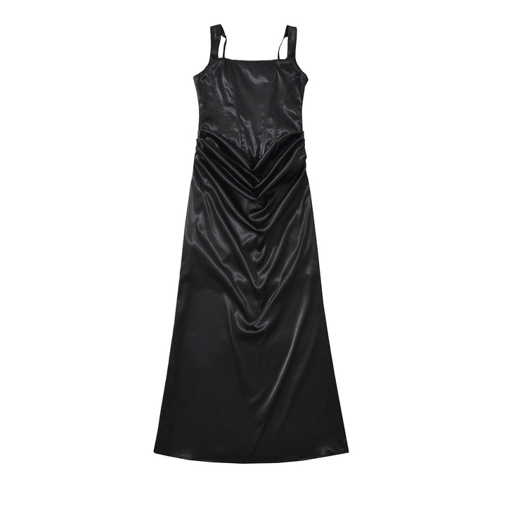 Maxi dress with satin pleats and corset tie at the back for waist fitting - Loiana
