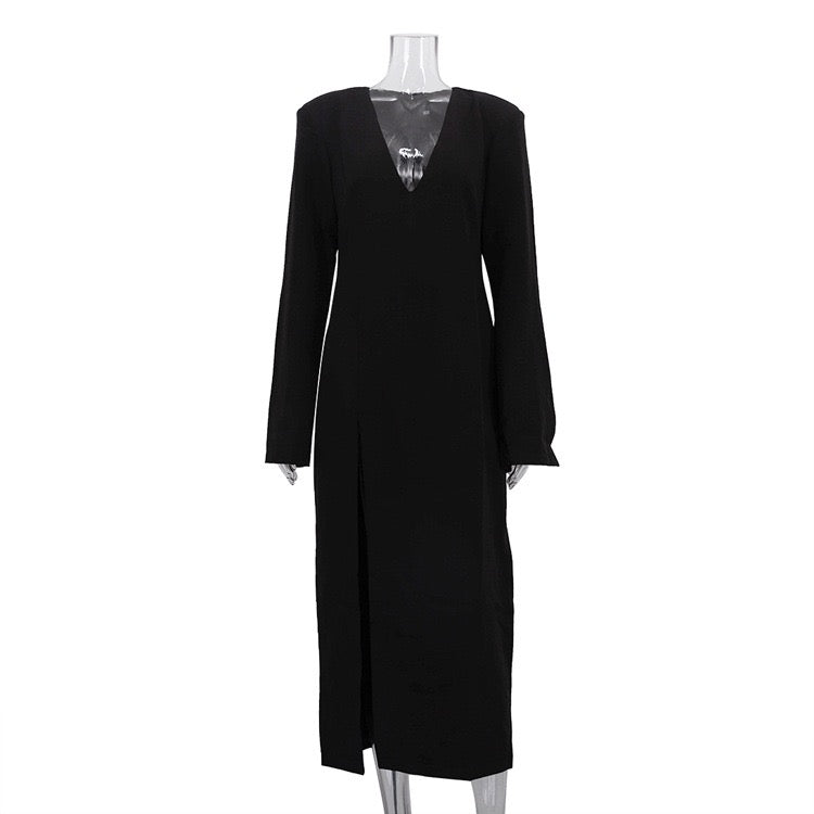 Fitted Maxi Dress with Deep V-Neck Slit Design - Amberled
