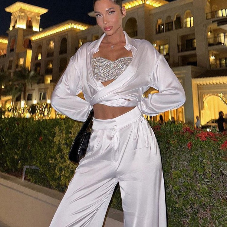Two-piece satin suit with tie top and long pants – Ava