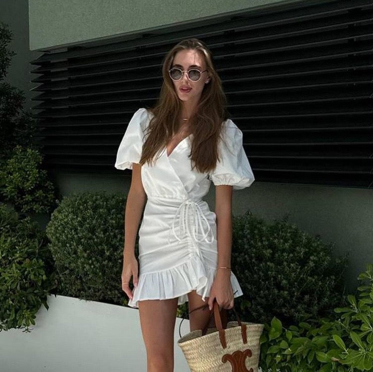 Mini dress with ruched and tie design – Gefen