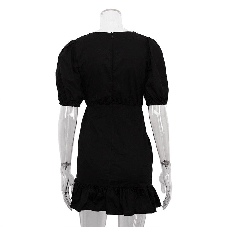 Mini dress with ruched and tie design – Gefen