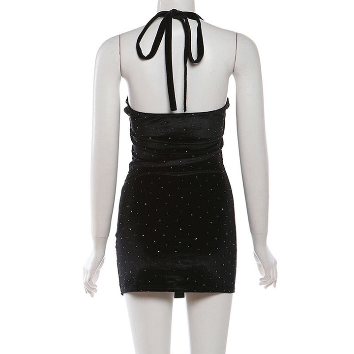 Velvet mini dress decorated with sequins - Nelly