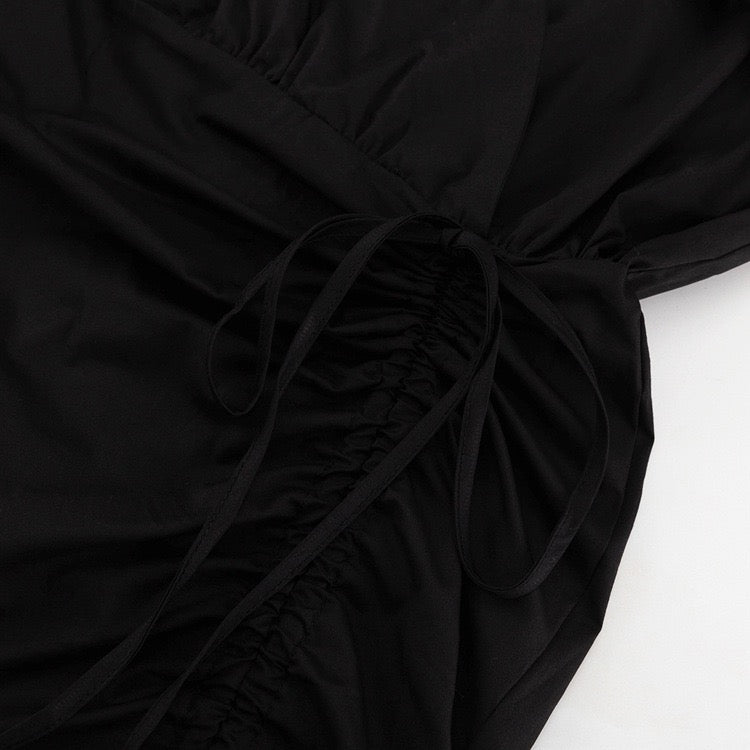 Mini dress with ruched and tie design – Gefen