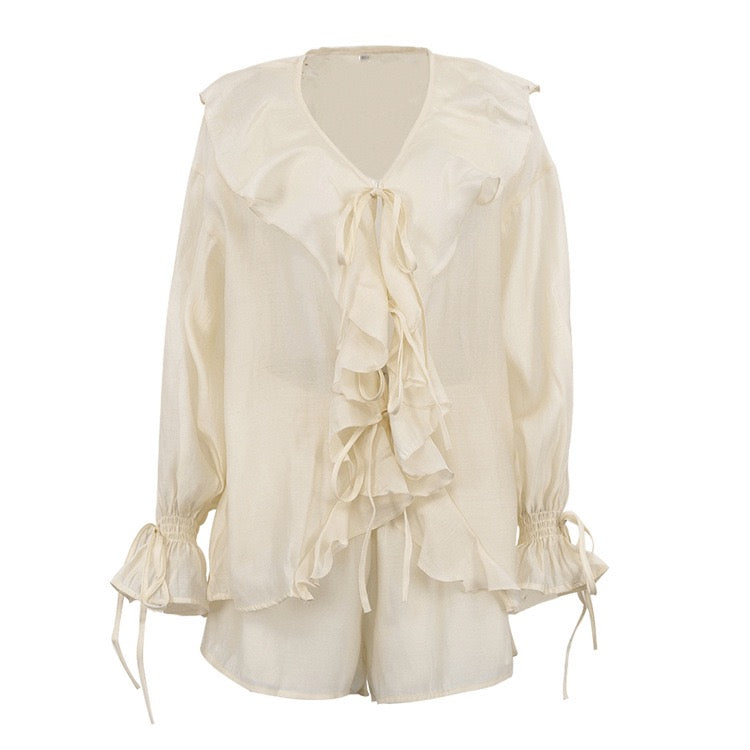 Two-piece chiffon suit with ruffled top and shorts – Lilinda