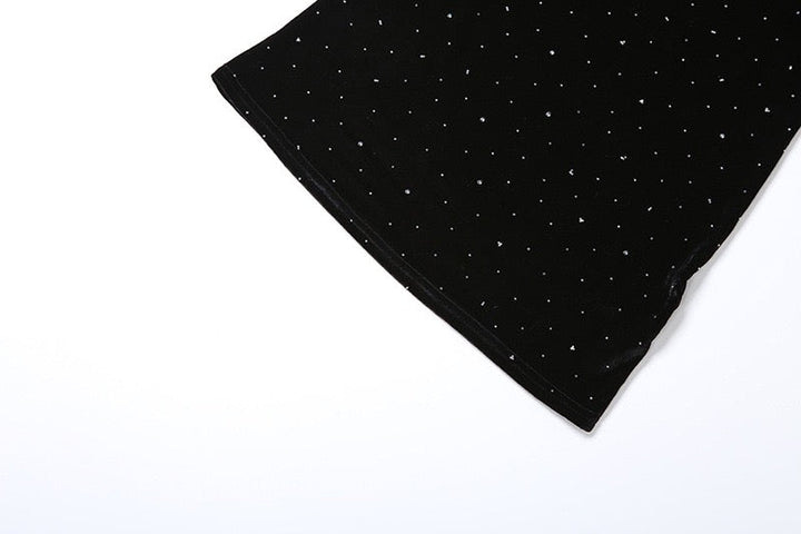 Velvet mini dress decorated with sequins - Nelly
