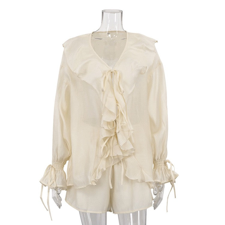 Two-piece chiffon suit with ruffled top and shorts – Lilinda