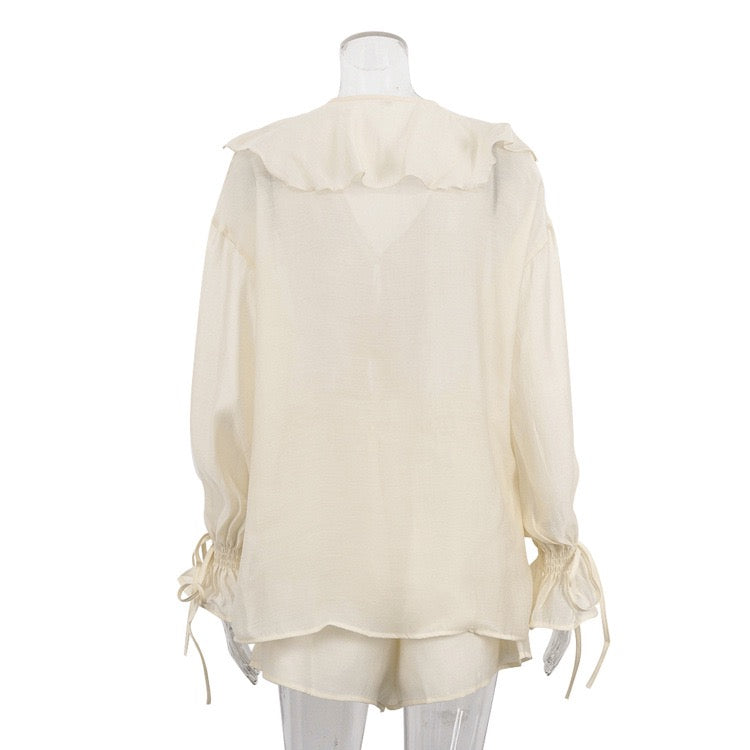 Two-piece chiffon suit with ruffled top and shorts – Lilinda