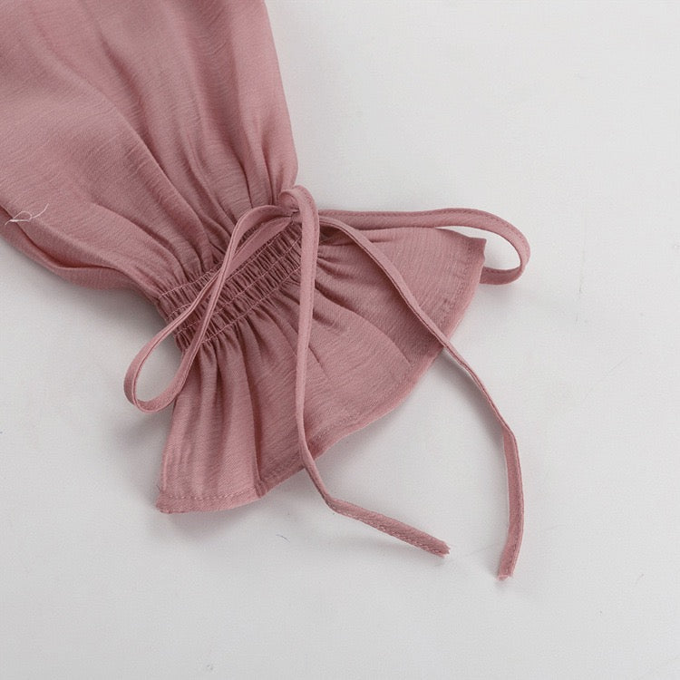 Two-piece chiffon suit with ruffled top and shorts – Lilinda