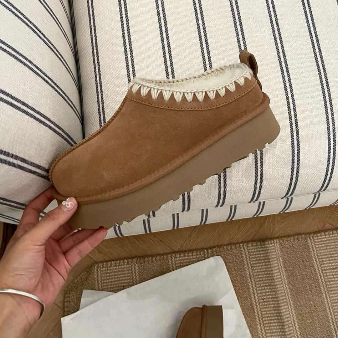 High-Quality Furry Slippers with Rustic Design