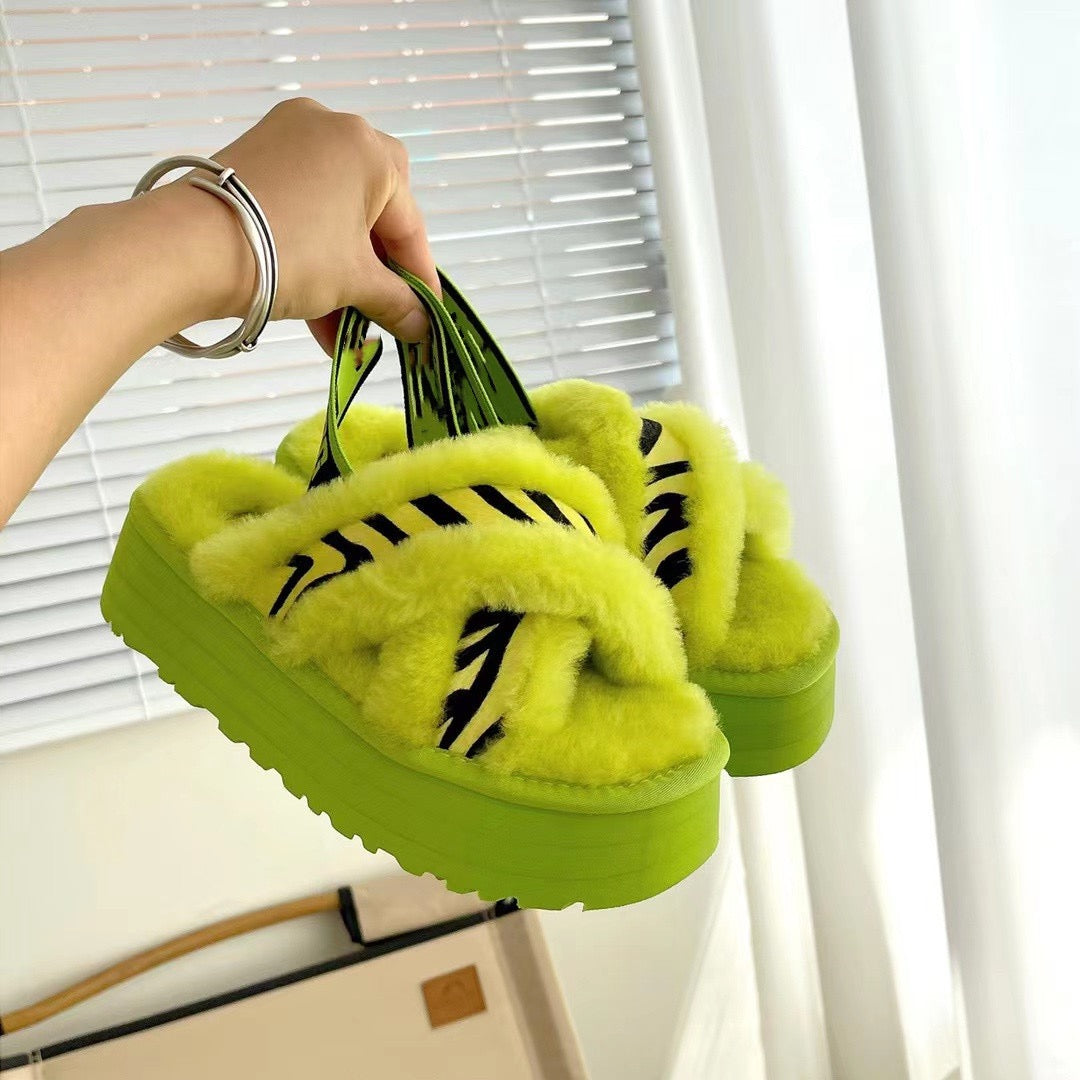 Open Fur Design High-Quality Slippers with Strap Design