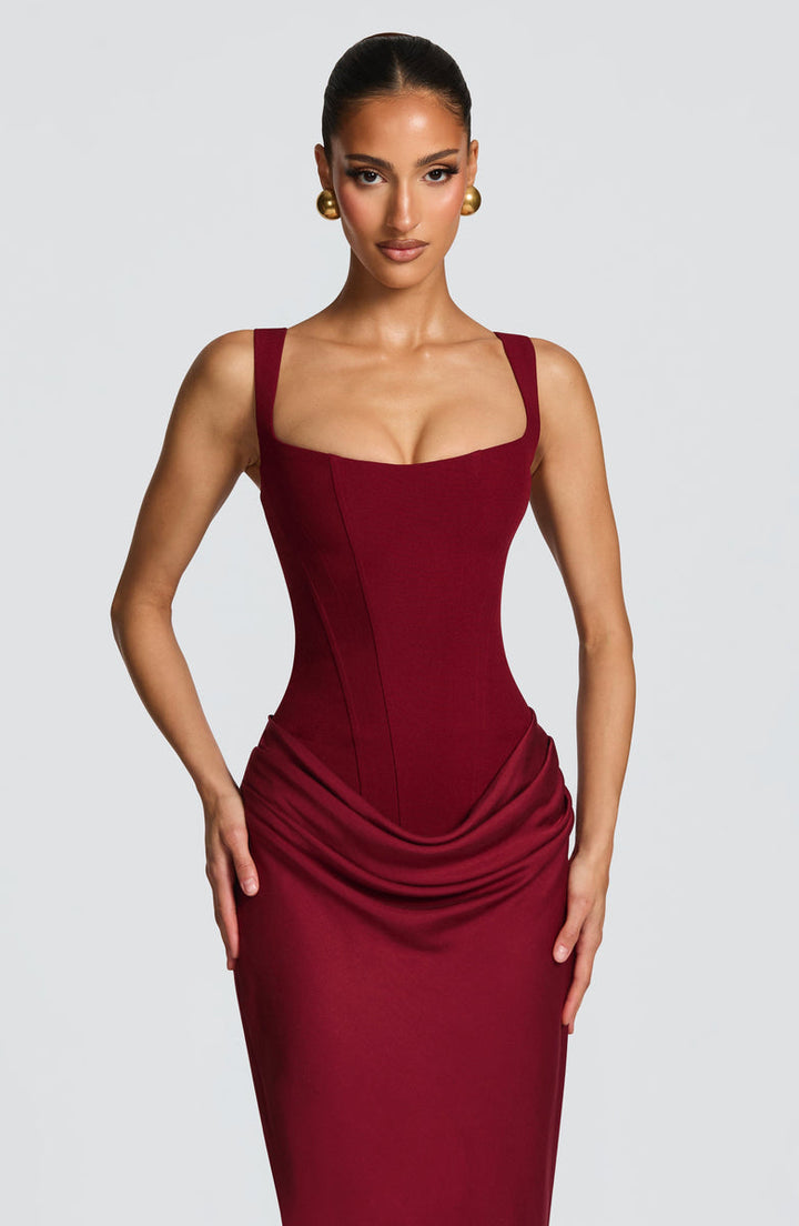 Maxi dress with satin pleats and corset tie at the back for waist fitting - Loiana