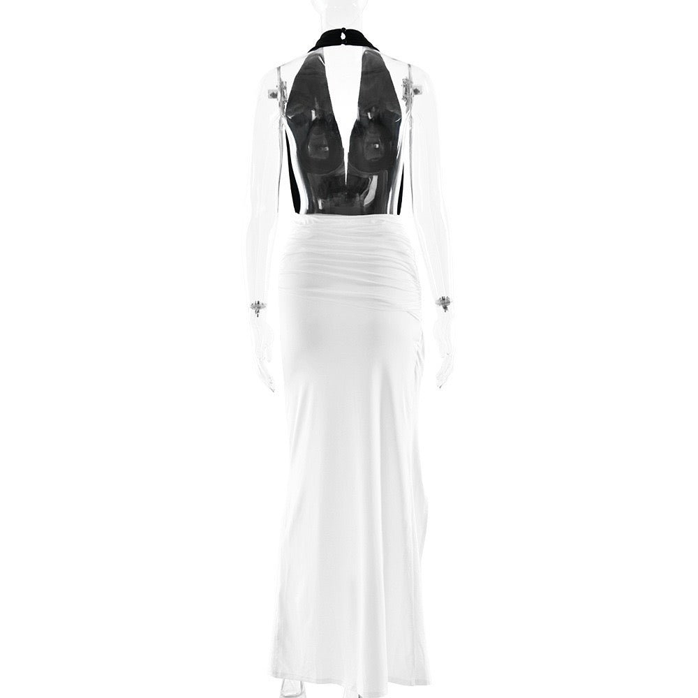 Maxi dress with collar, open back, ruching, and slit design - Tiran