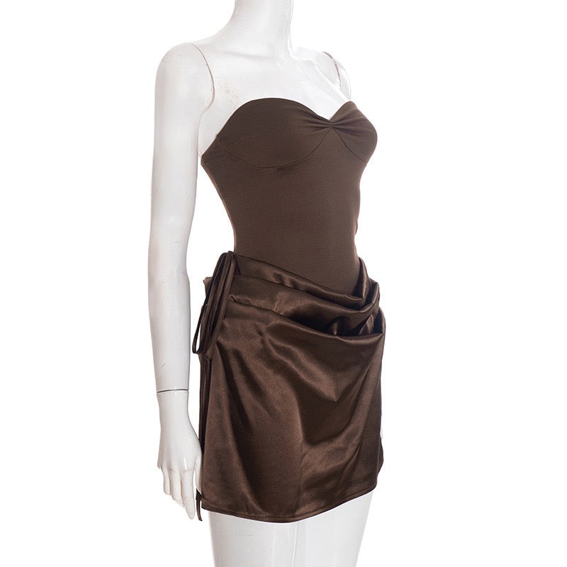 Mini strapless dress with satin pleats - Vera