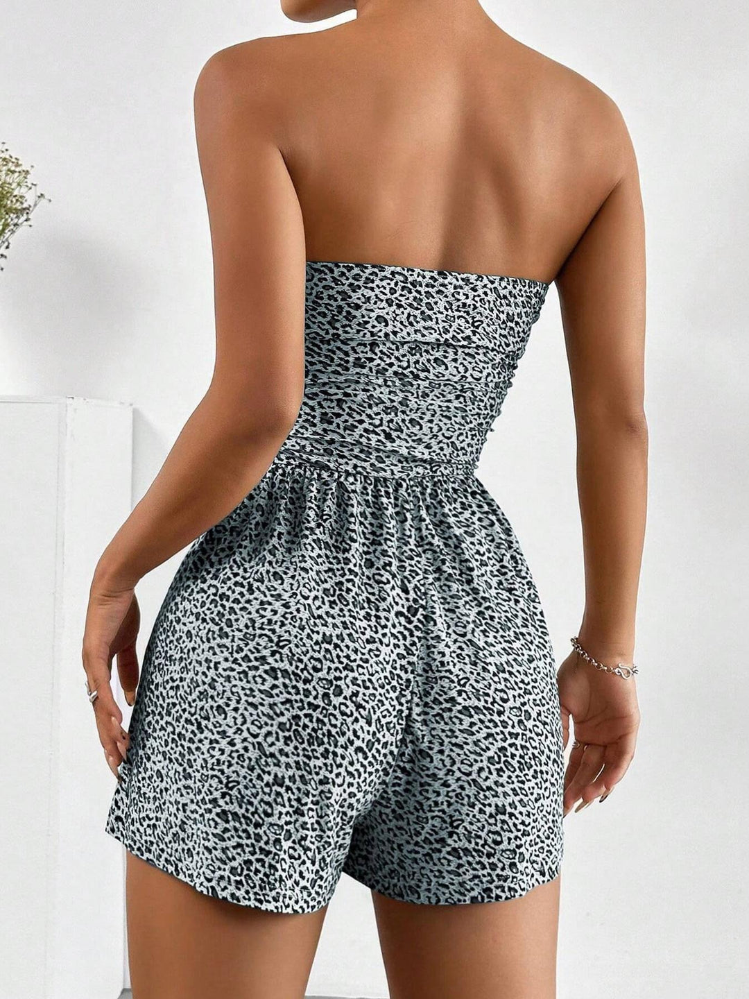 Strapless jumpsuit with shorts – Jude
