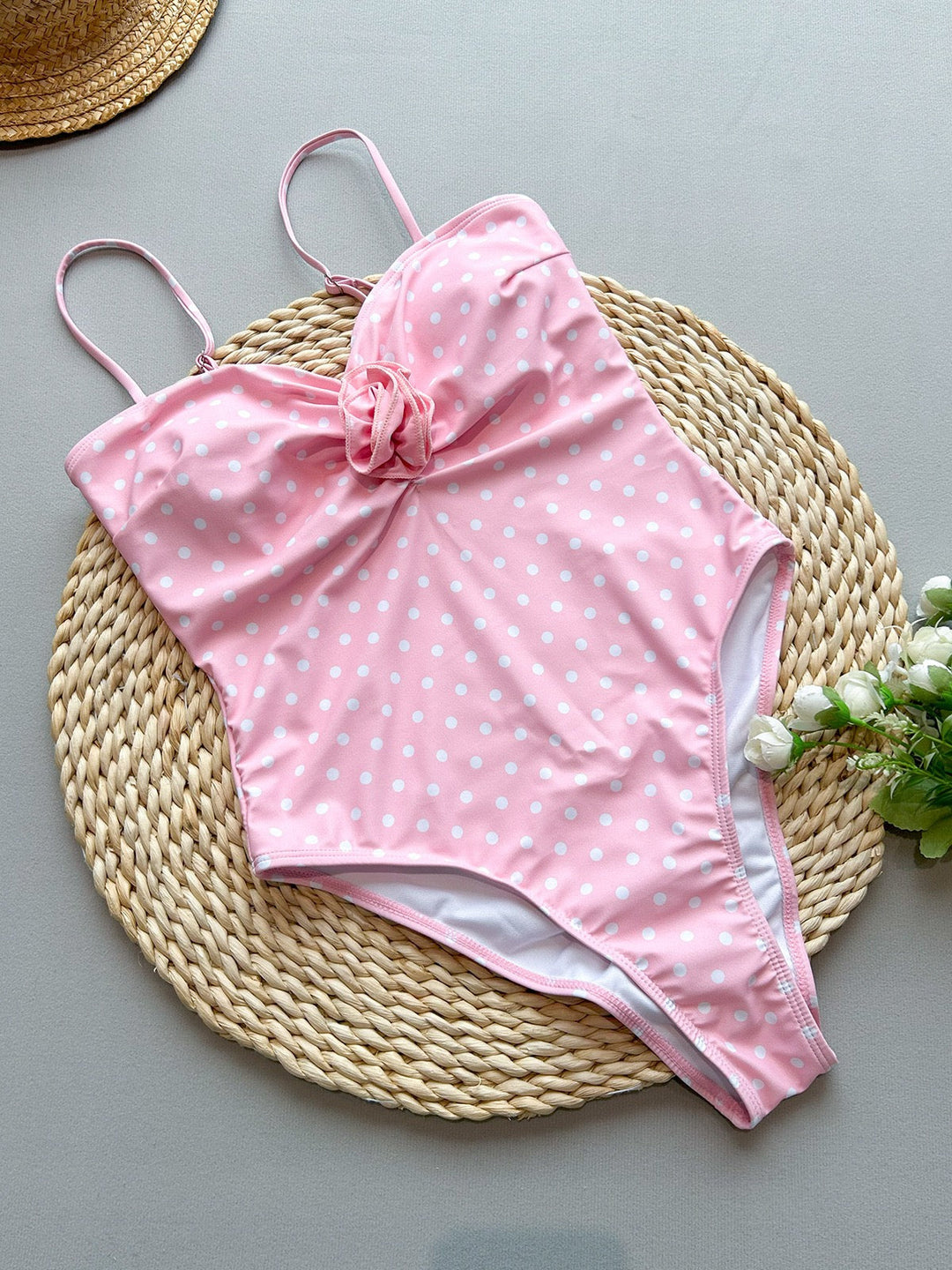 High-waisted one-piece swimsuit with polka-dot design – Bella