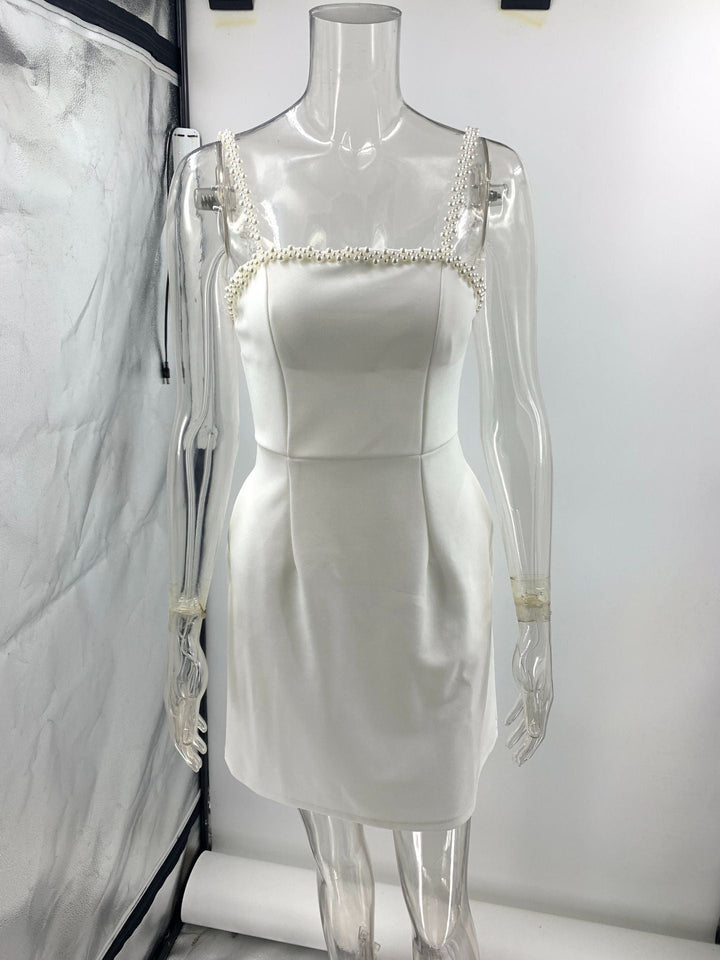 Tailored fitted mini dress decorated with pearls - Jean