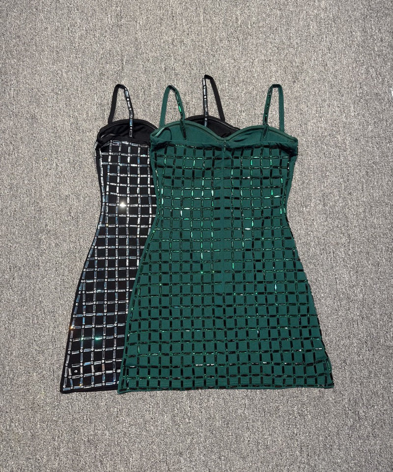 Mini dress with sparkling diamond design - Line