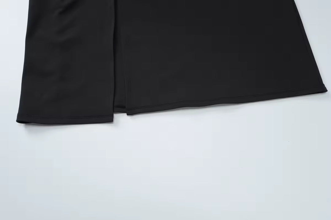 Elegant Maxi Dress with Slit Design - April