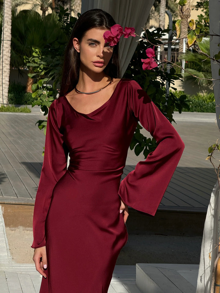 Satin maxi dress with back tie for waist fitting - Odel