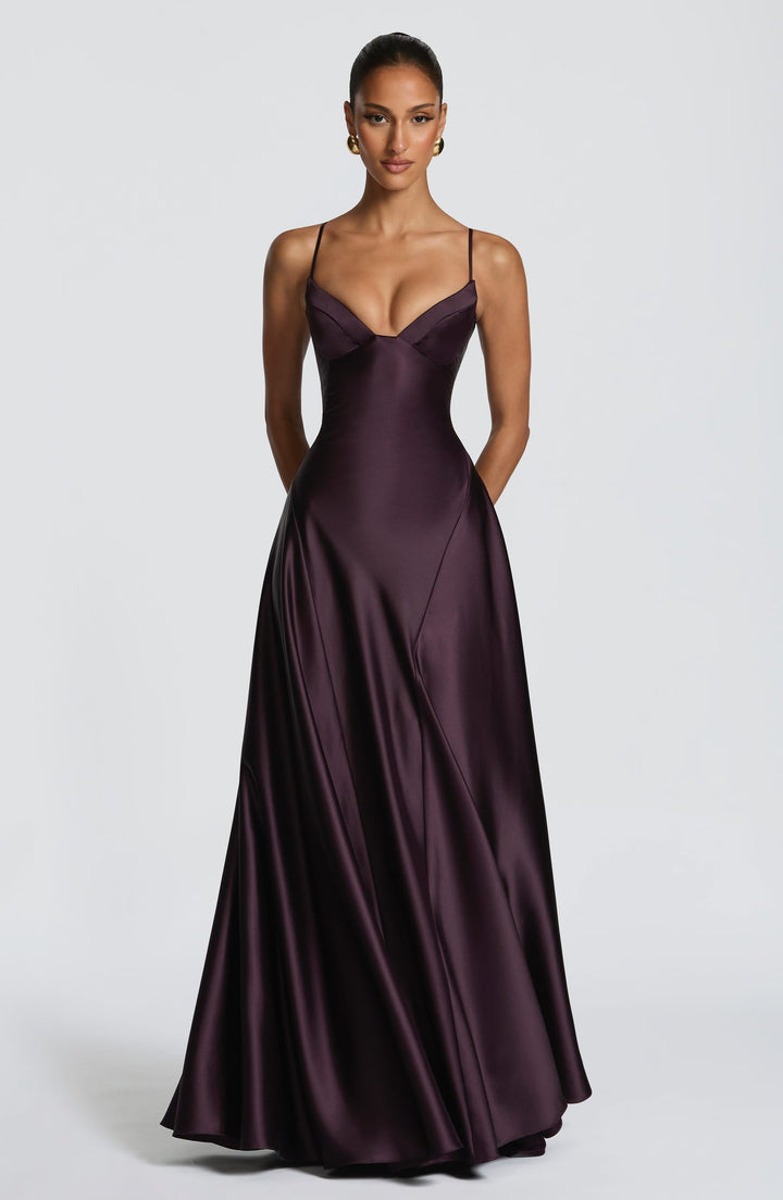 Satin maxi dress with back ties for a fitted waist – HILAY