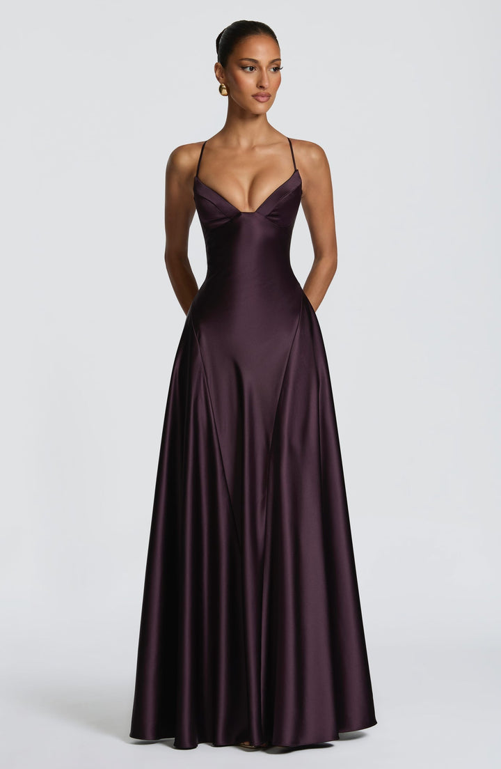 Satin maxi dress with back ties for a fitted waist – HILAY
