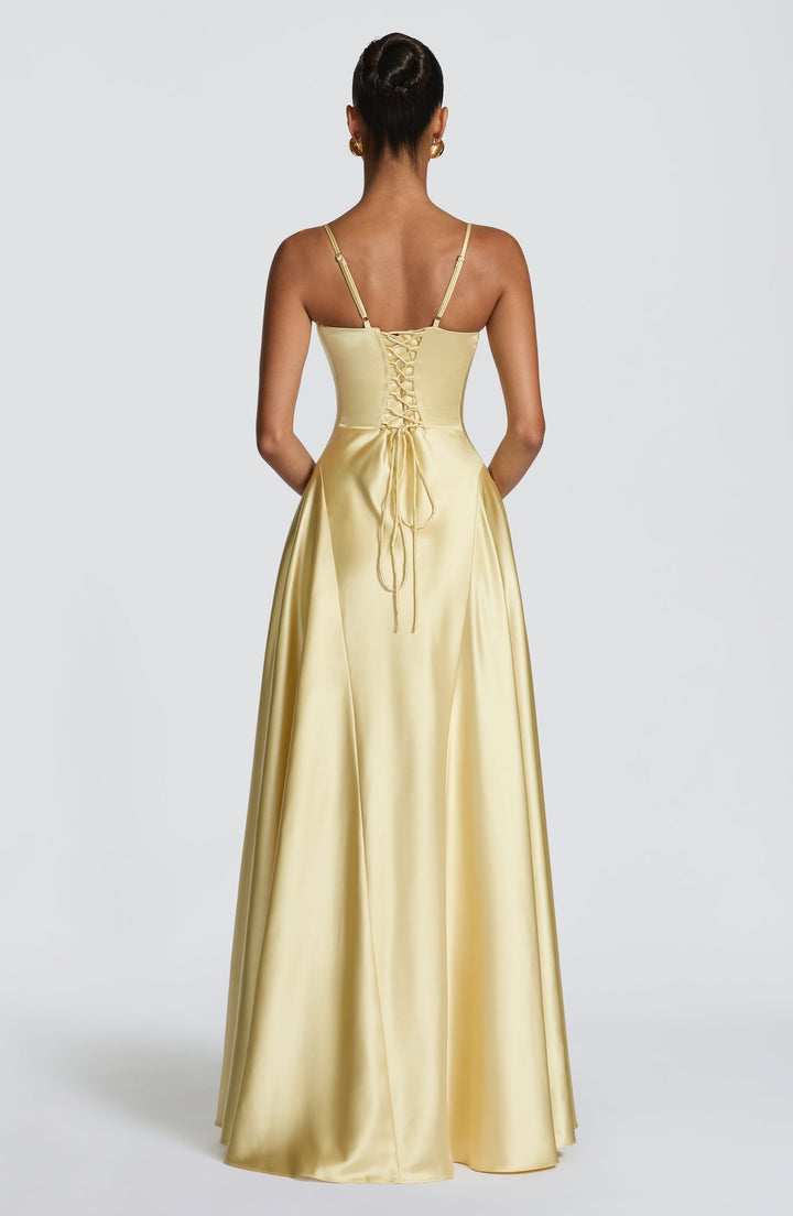 Satin maxi dress with back ties for a fitted waist – HILAY