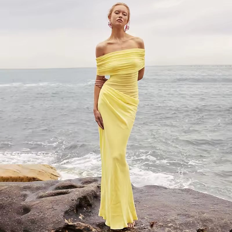 Maxi dress with ruching, mesh design and off-shoulder - Keshet