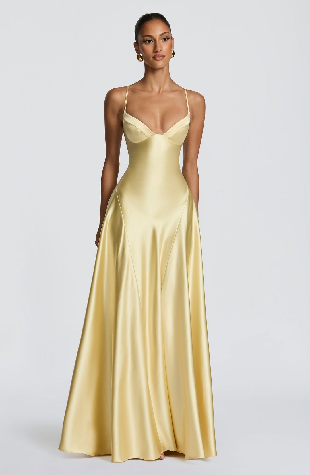 Satin maxi dress with back ties for a fitted waist – HILAY