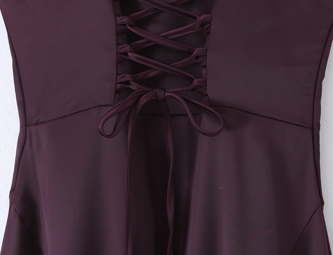 Satin maxi dress with back ties for a fitted waist – HILAY